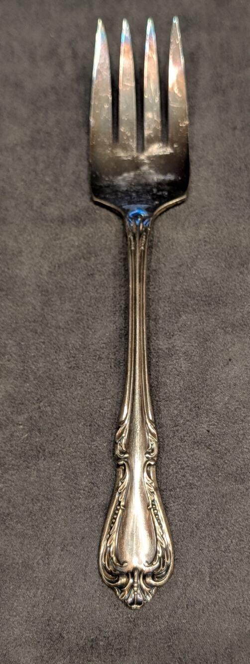 Vintage Wm. A. Rogers Deluxe Oneida Ltd. Stainless Steel Flatware Serving Fork